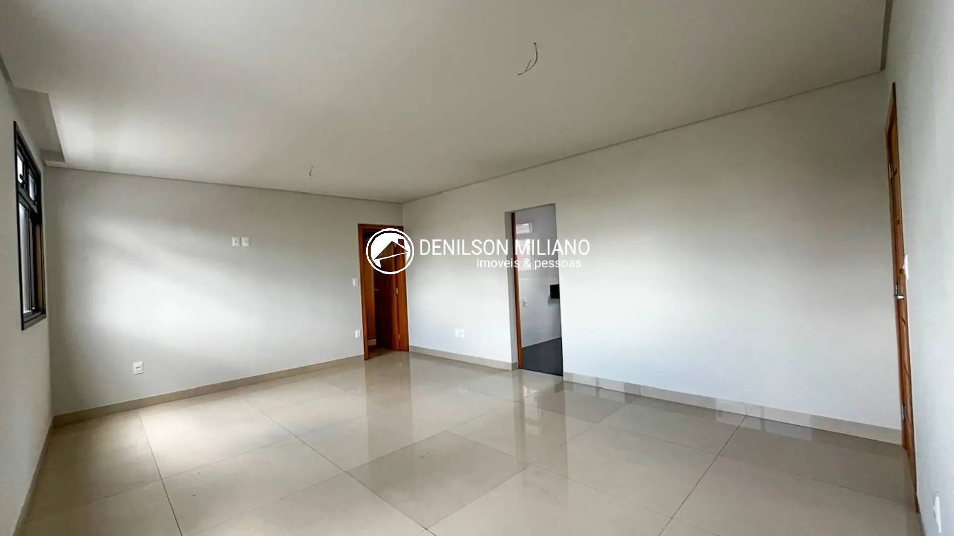 Apartamento à venda com 3 quartos, 89m² - Foto 3