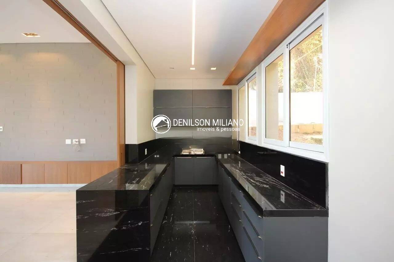 Casa, 2 quartos, 437 m² - Foto 7