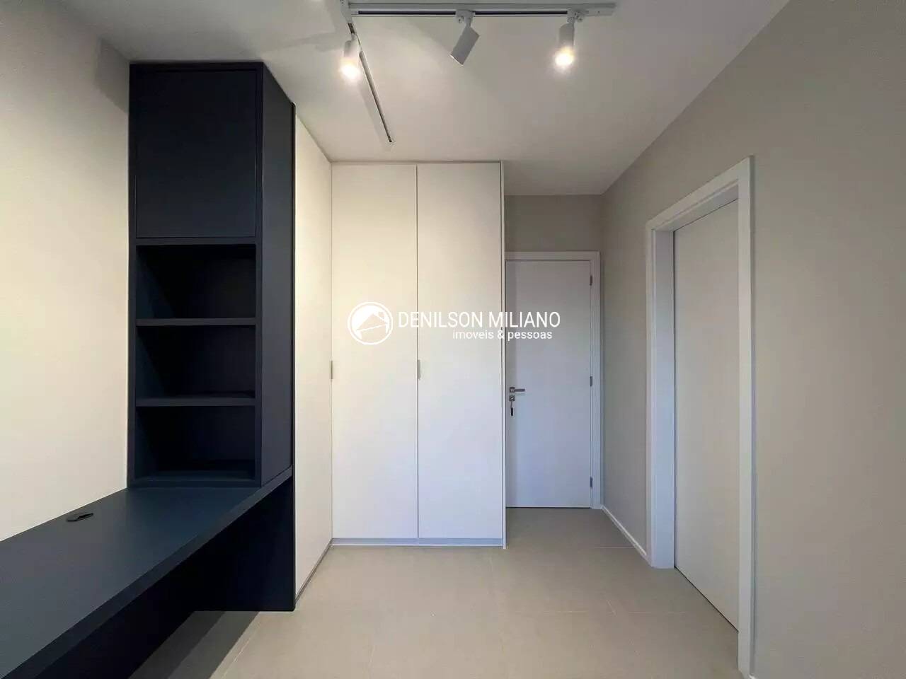 Apartamento para alugar com 2 quartos, 73m² - Foto 3