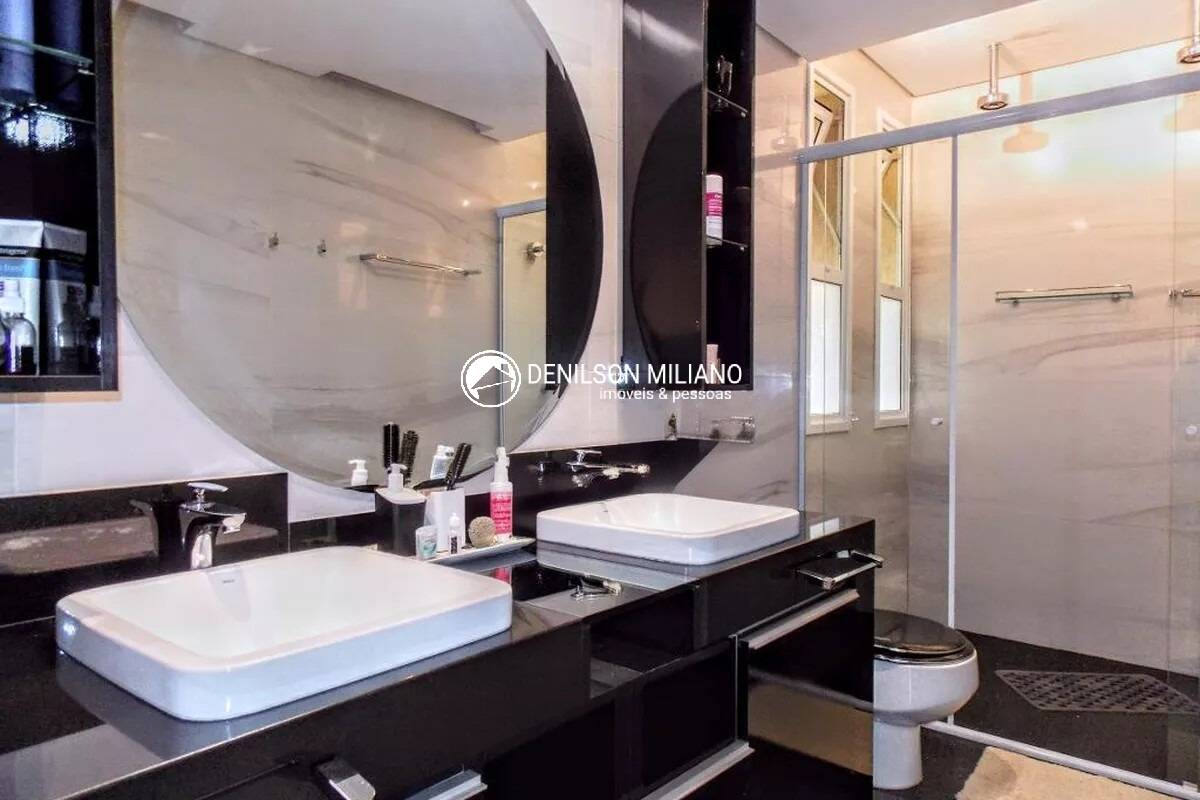 Casa à venda e aluguel com 5 quartos, 670m² - Foto 14