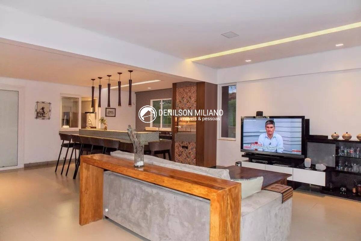 Casa à venda e aluguel com 5 quartos, 670m² - Foto 19