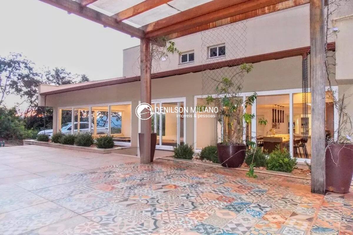 Casa à venda e aluguel com 5 quartos, 670m² - Foto 33