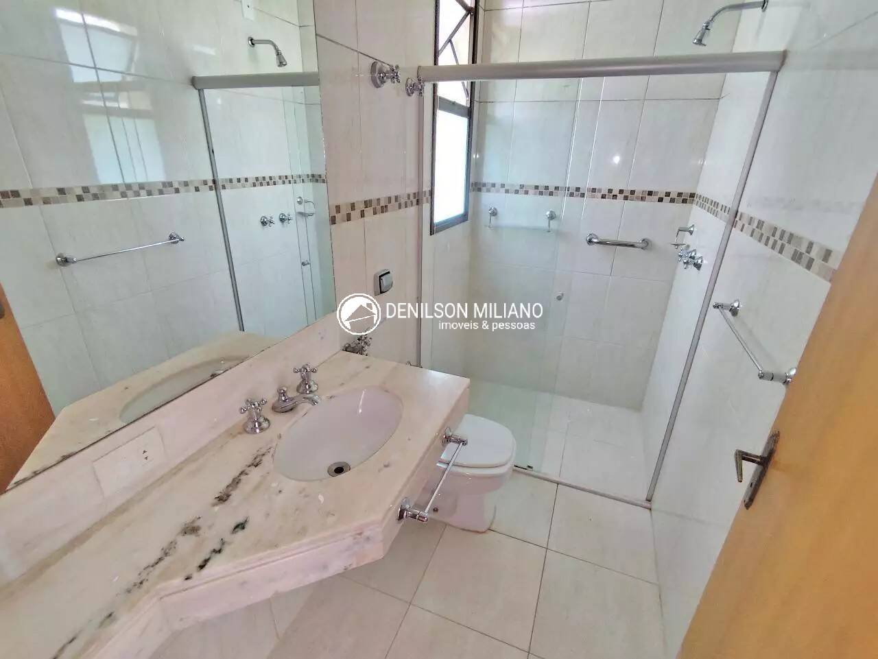 Casa, 4 quartos, 350 m² - Foto 24