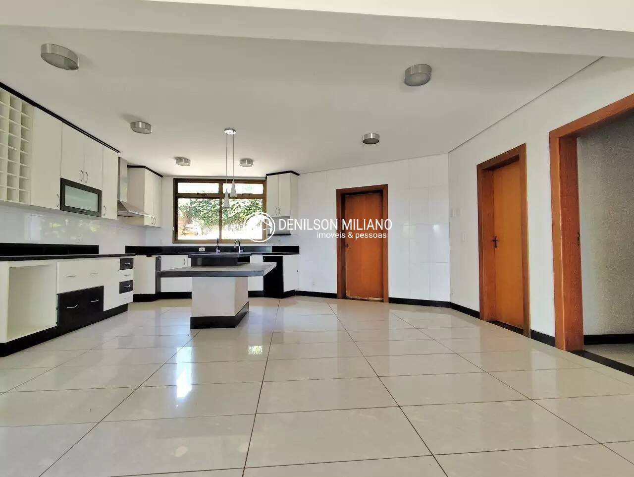 Casa, 4 quartos, 350 m² - Foto 26