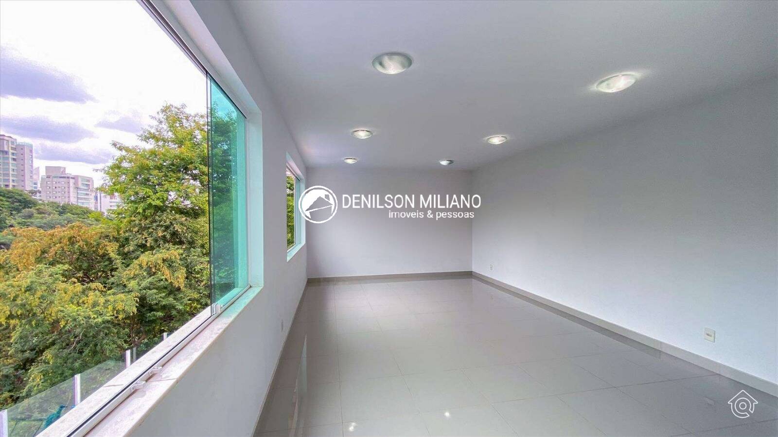 Casa, 4 quartos, 350 m² - Foto 8