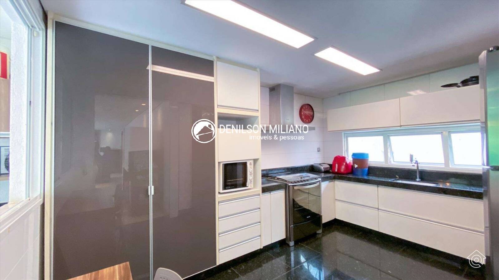 Casa, 4 quartos, 350 m² - Foto 32