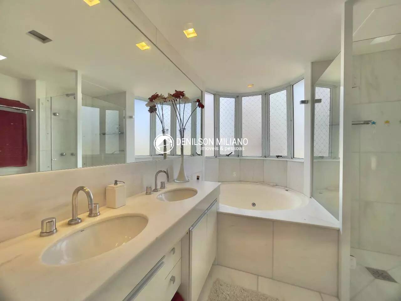 Apartamento, 4 quartos, 219 m² - Foto 8