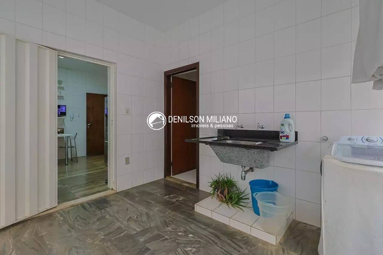 Casa, 5 quartos, 360 m² - Foto 4