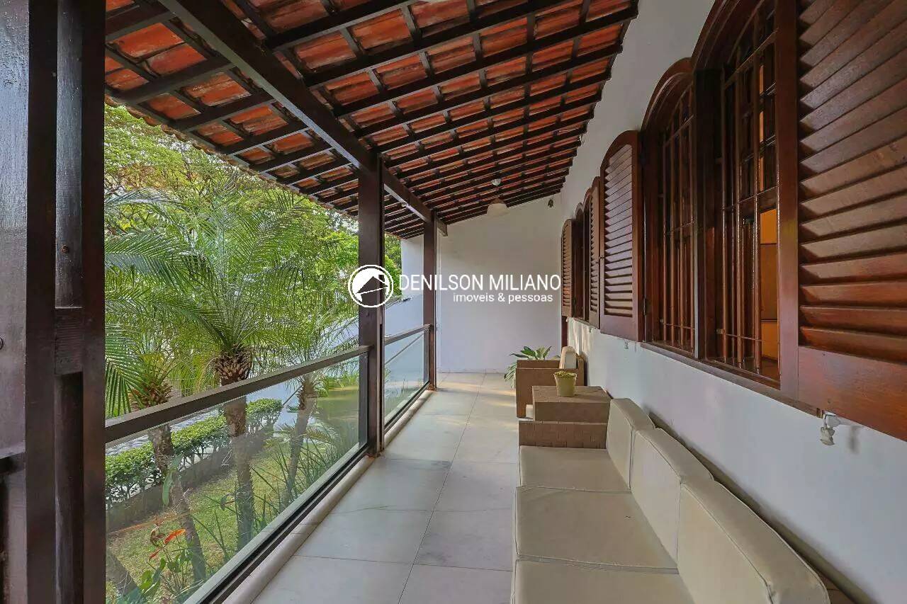 Casa, 5 quartos, 360 m² - Foto 1