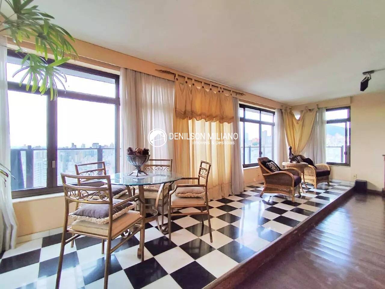 Apartamento, 4 quartos, 253 m² - Foto 2