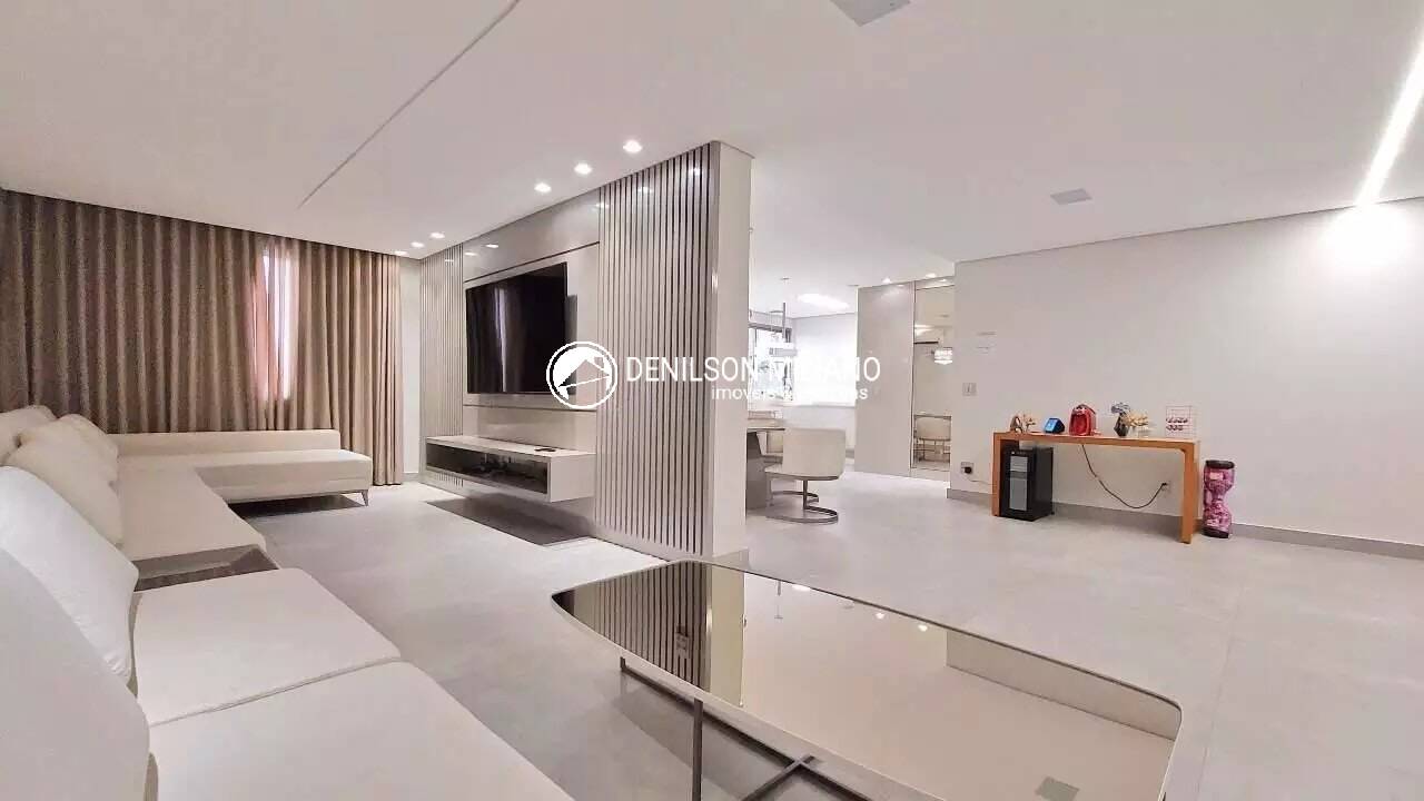 Casa, 4 quartos, 370 m² - Foto 1