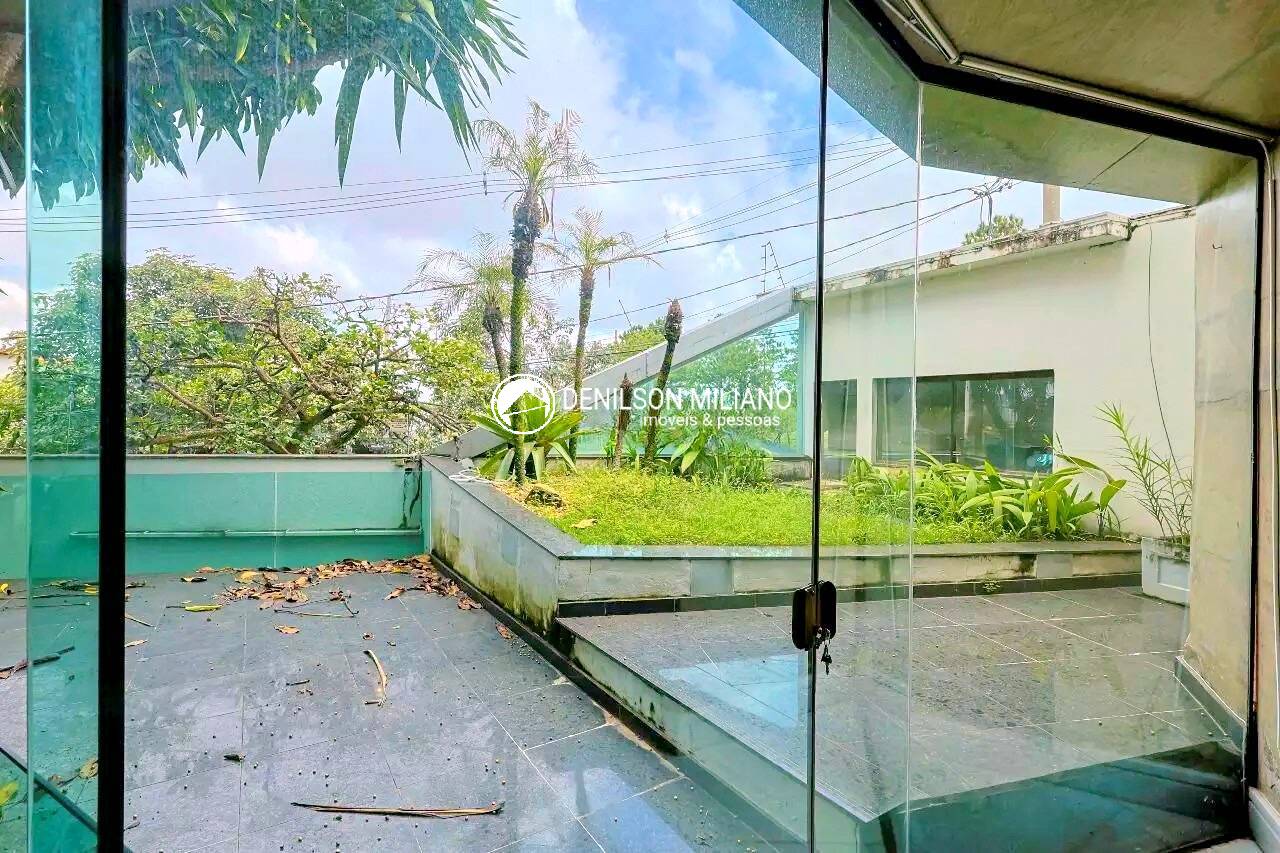 Casa à venda com 4 quartos, 1017m² - Foto 5
