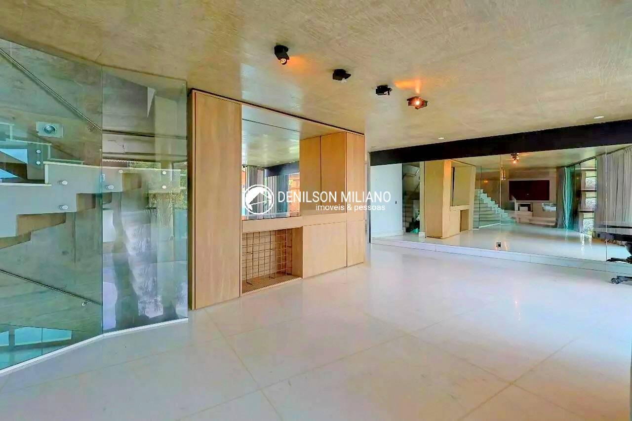 Casa à venda com 4 quartos, 1017m² - Foto 8