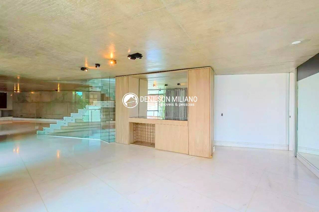 Casa à venda com 4 quartos, 1017m² - Foto 20