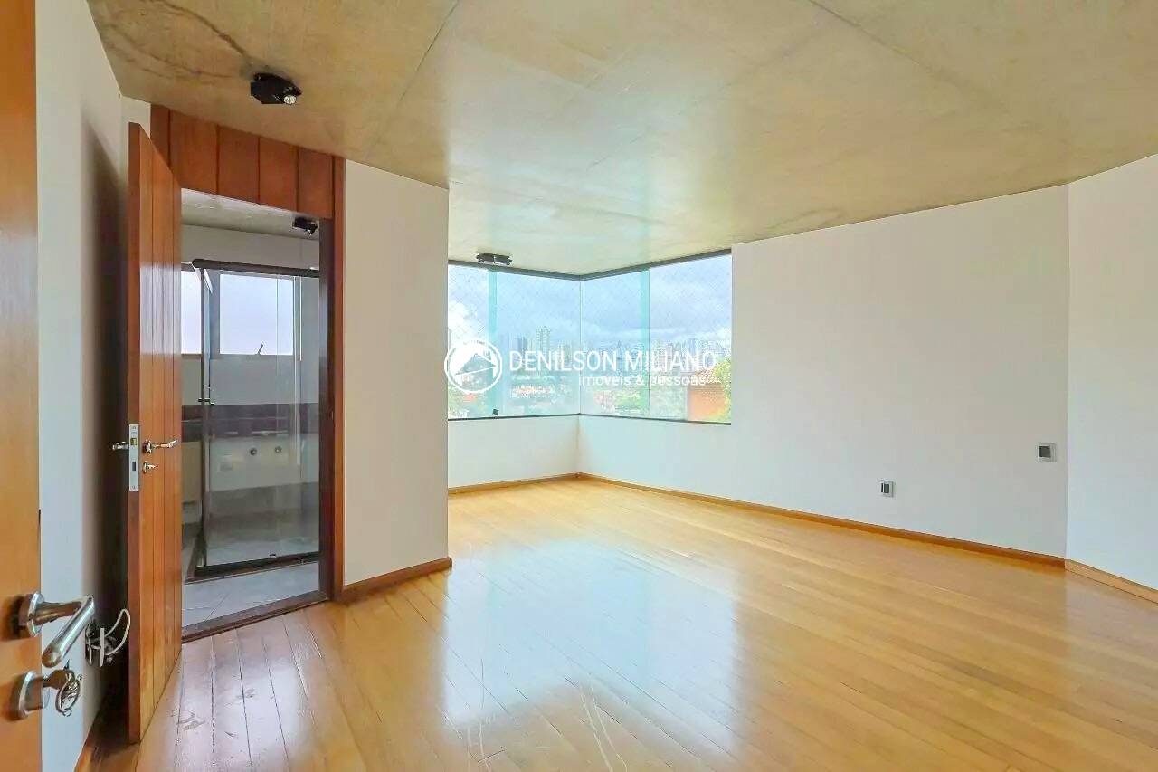 Casa à venda com 4 quartos, 1017m² - Foto 25
