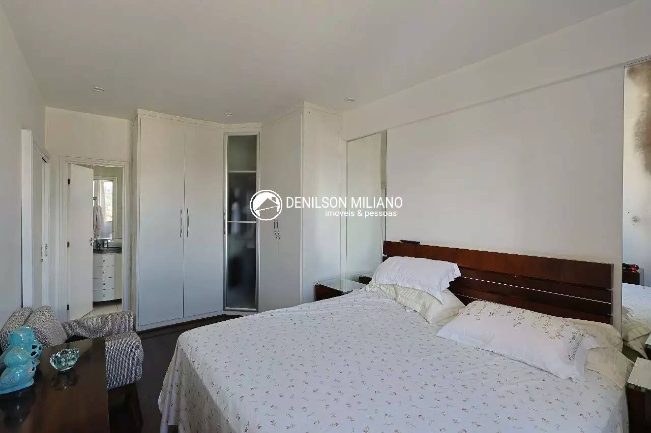Apartamento para alugar com 4 quartos, 160m² - Foto 5