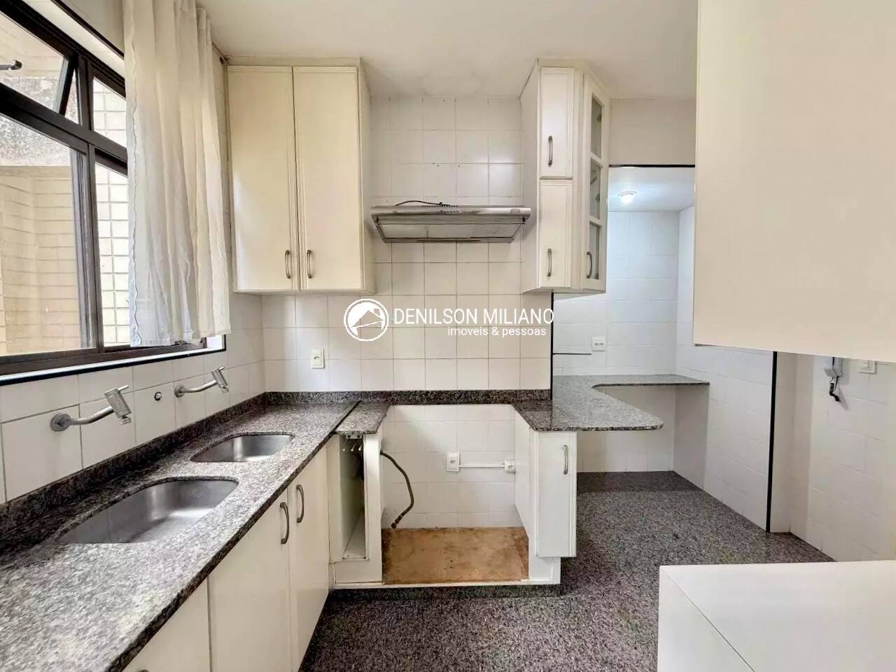 Apartamento à venda e aluguel com 4 quartos, 134m² - Foto 2