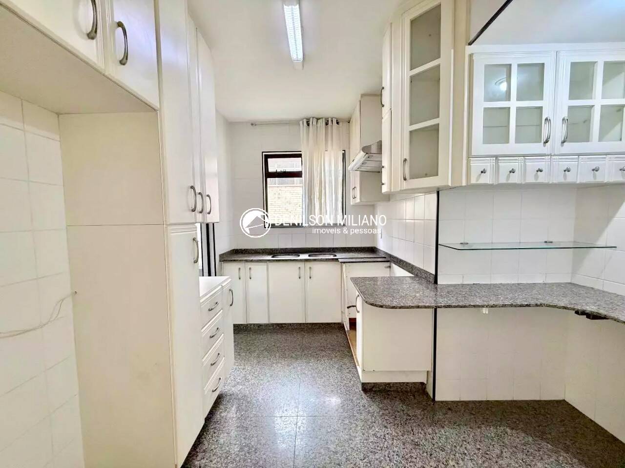 Apartamento à venda e aluguel com 4 quartos, 134m² - Foto 5