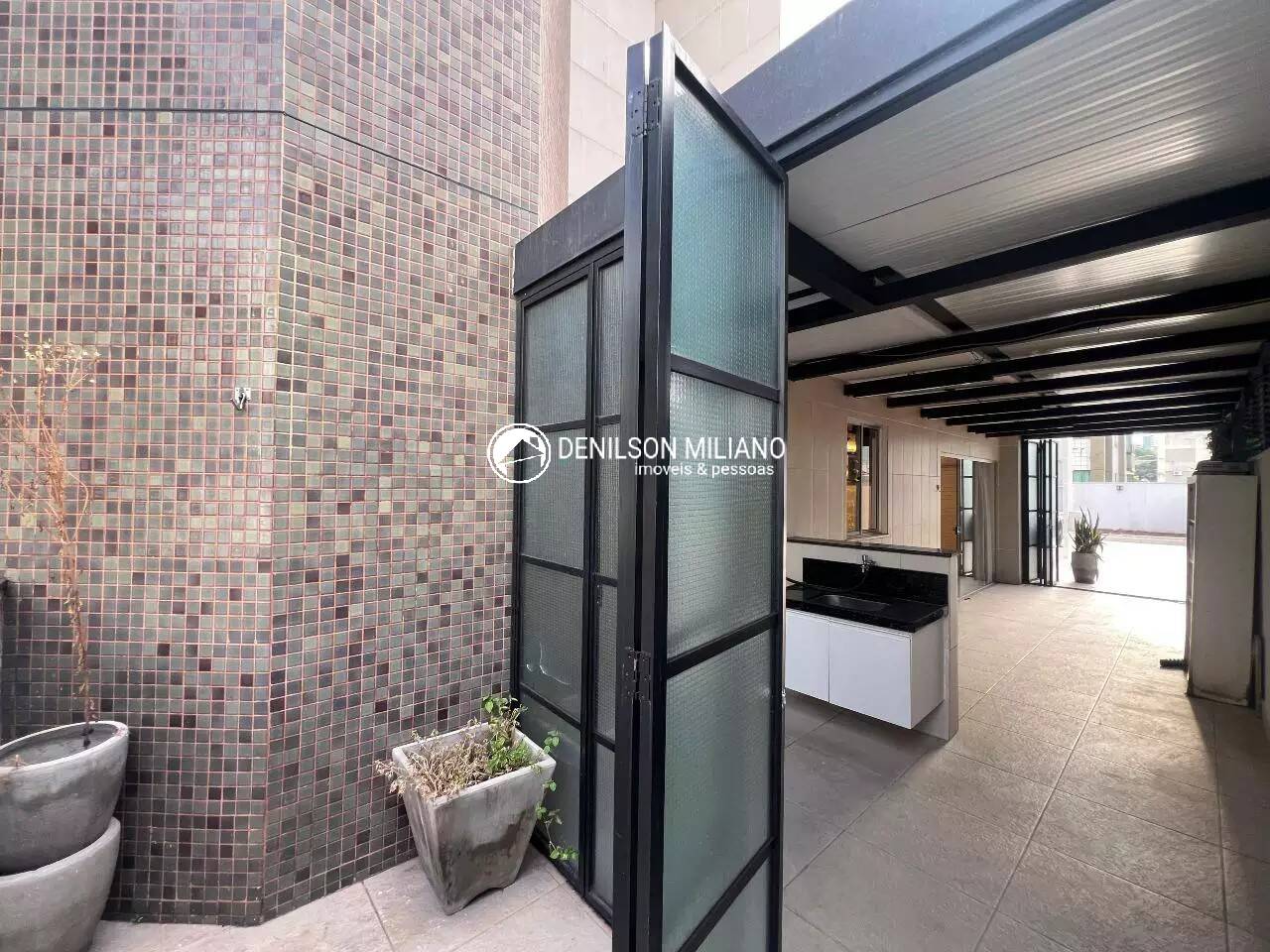 Apartamento para alugar com 2 quartos, 167m² - Foto 6