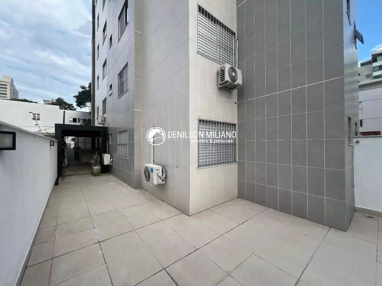 Apartamento para alugar com 2 quartos, 167m² - Foto 14