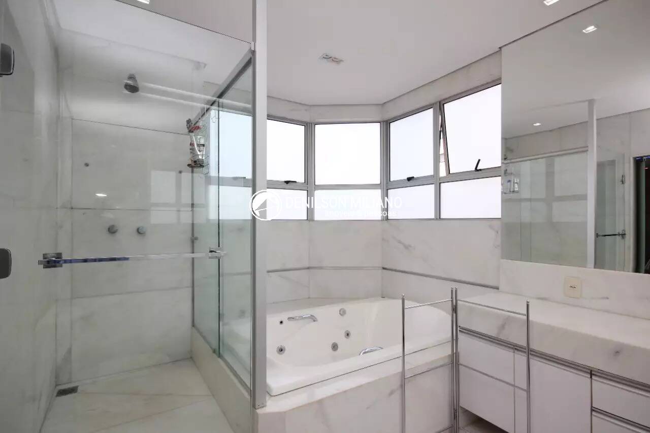 Apartamento à venda com 3 quartos, 260m² - Foto 11