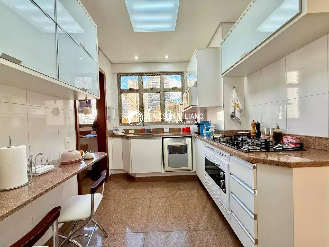 Apartamento, 3 quartos, 118 m² - Foto 2