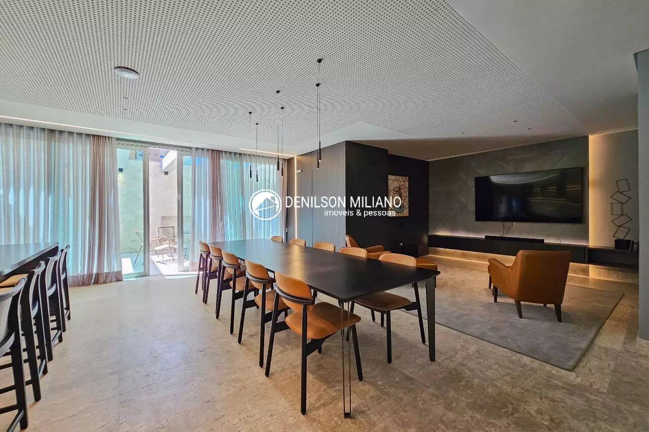 Apartamento para alugar com 4 quartos, 196m² - Foto 3