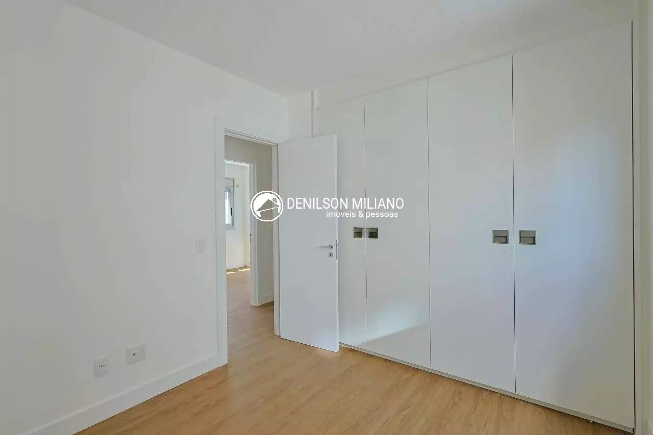 Apartamento para alugar com 4 quartos, 196m² - Foto 23