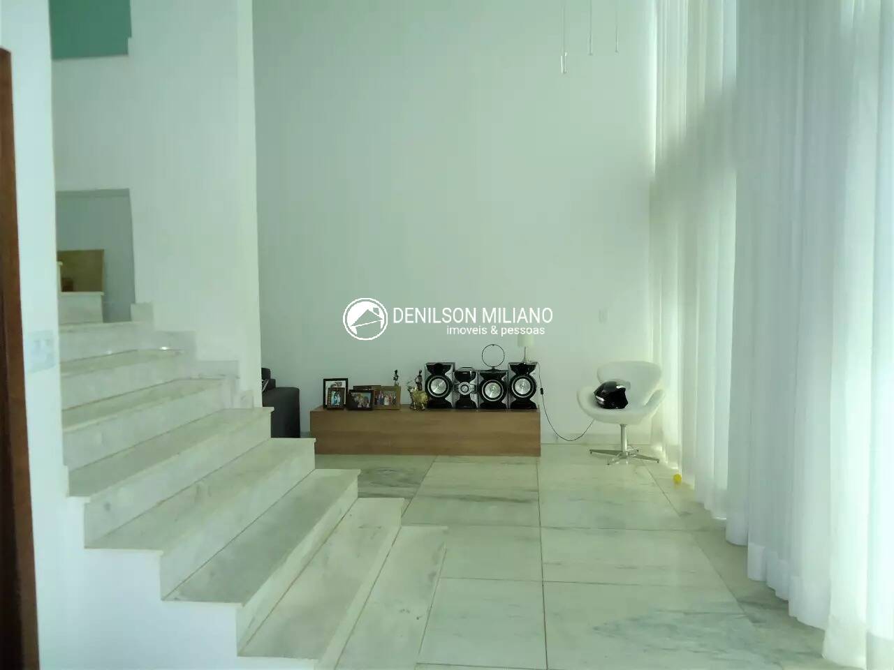 Casa, 4 quartos, 378 m² - Foto 3