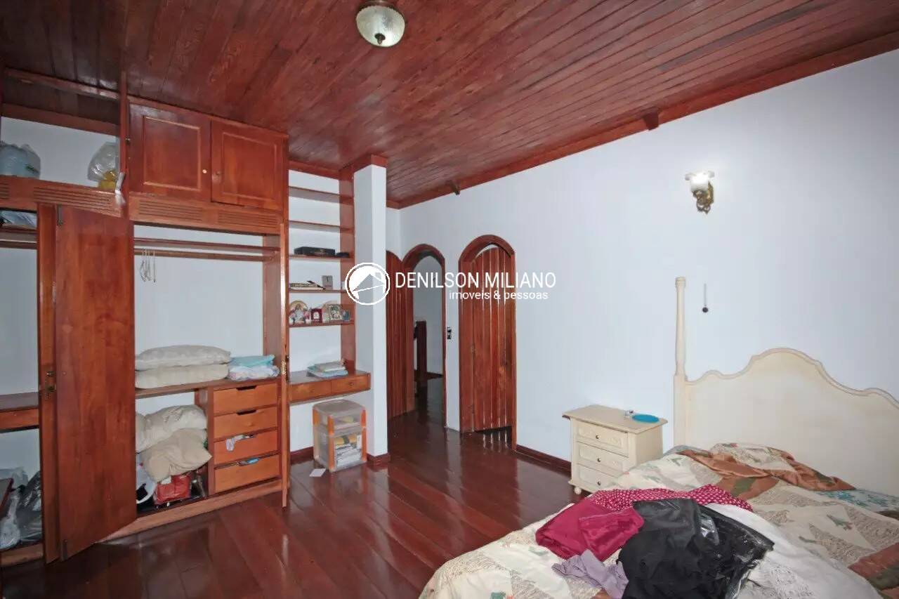 Casa à venda e aluguel com 4 quartos, 495m² - Foto 3