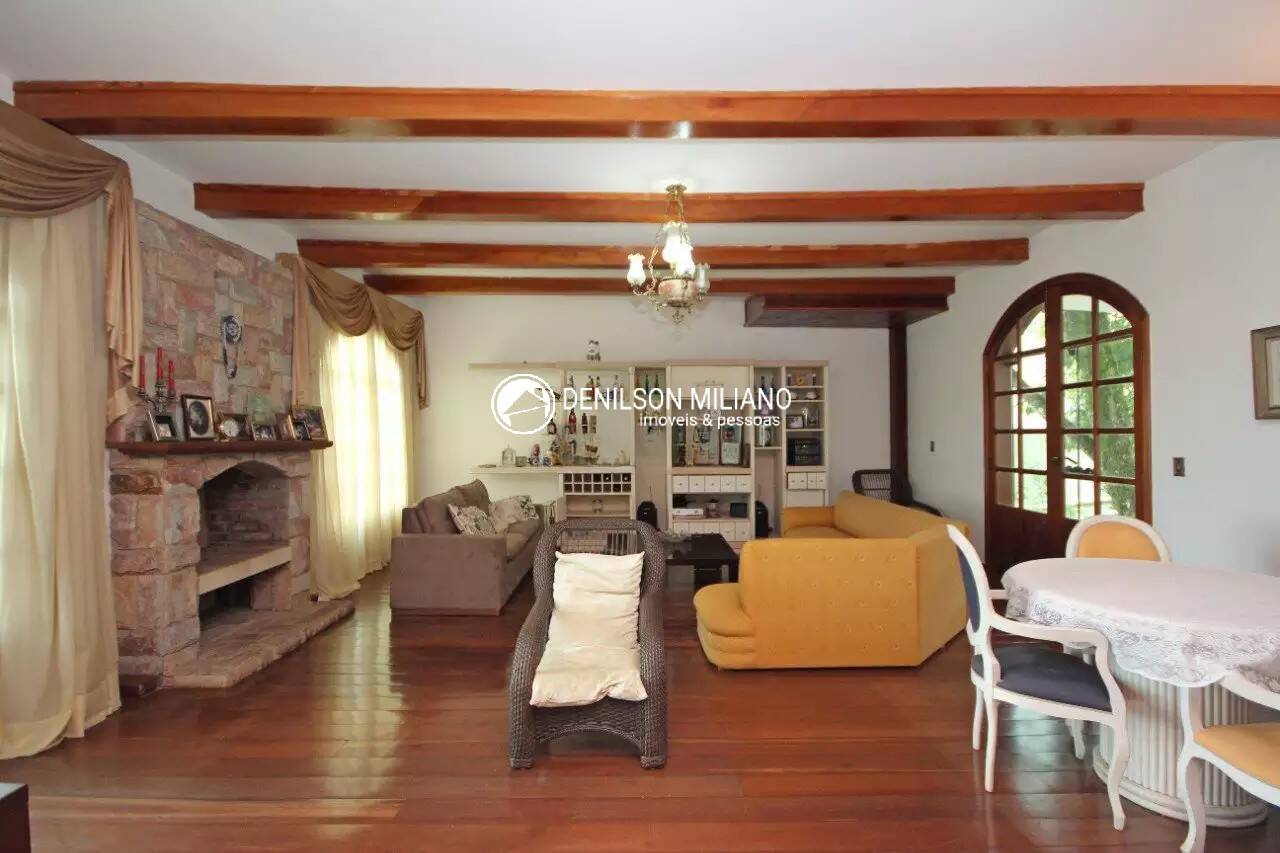 Casa à venda e aluguel com 4 quartos, 495m² - Foto 4