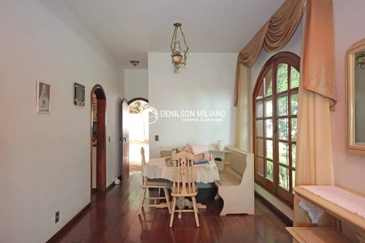 Casa à venda e aluguel com 4 quartos, 495m² - Foto 5