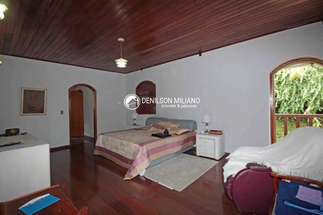 Casa à venda e aluguel com 4 quartos, 495m² - Foto 10