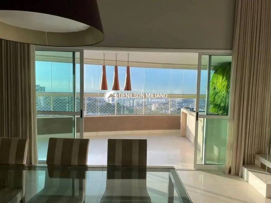 Apartamento à venda com 4 quartos, 230m² - Foto 2
