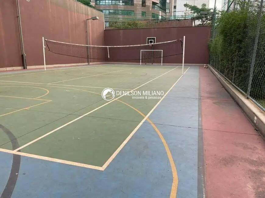 Apartamento à venda com 4 quartos, 230m² - Foto 7