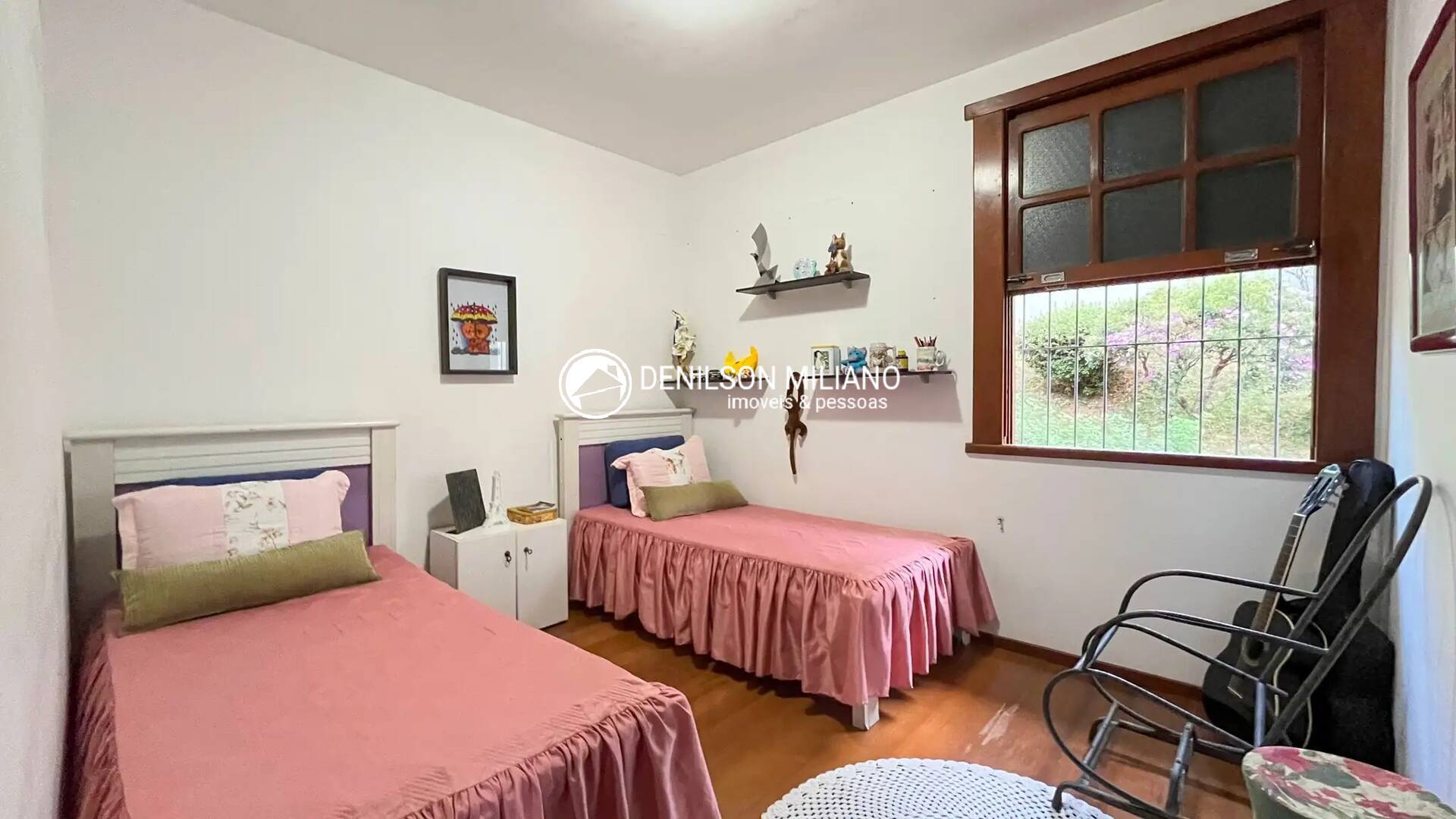 Casa, 4 quartos, 256 m² - Foto 2