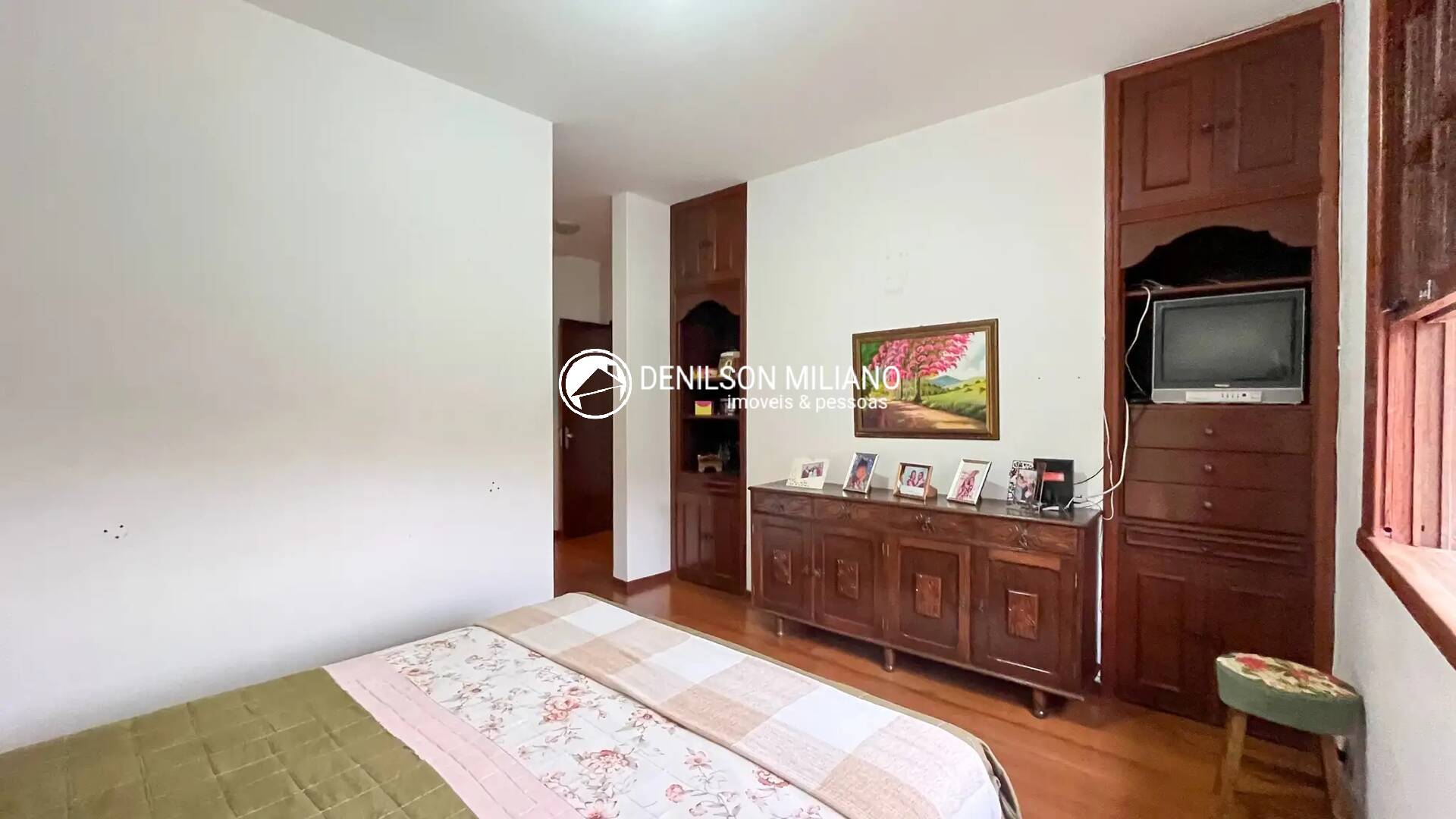 Casa, 4 quartos, 256 m² - Foto 3