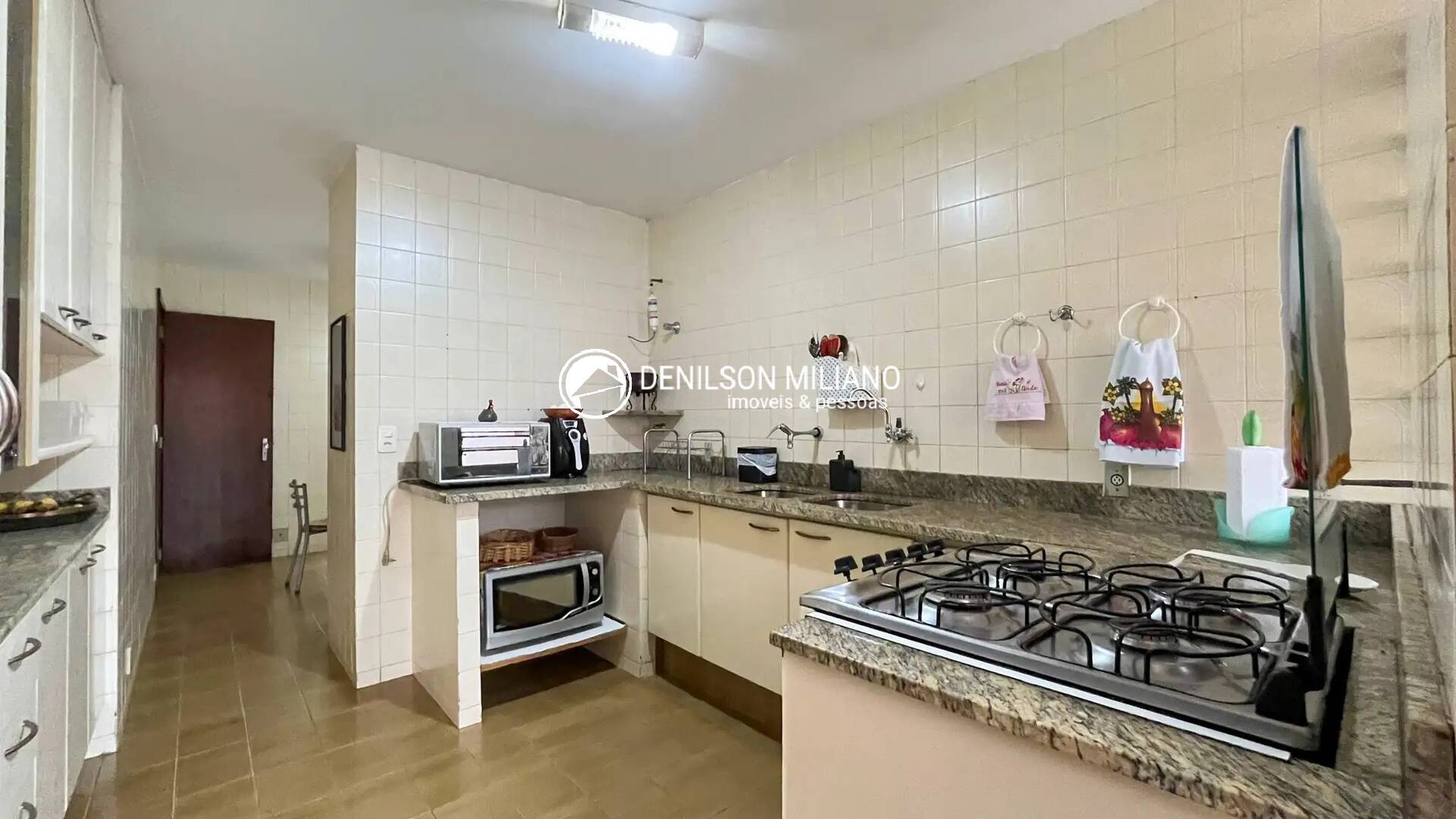 Casa, 4 quartos, 256 m² - Foto 8