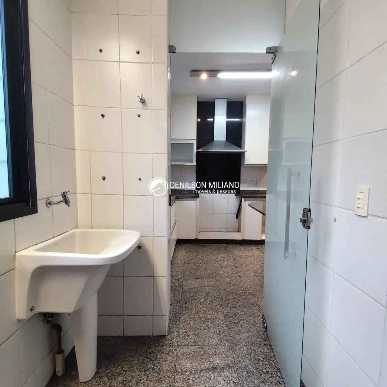 Apartamento à venda com 3 quartos, 134m² - Foto 7