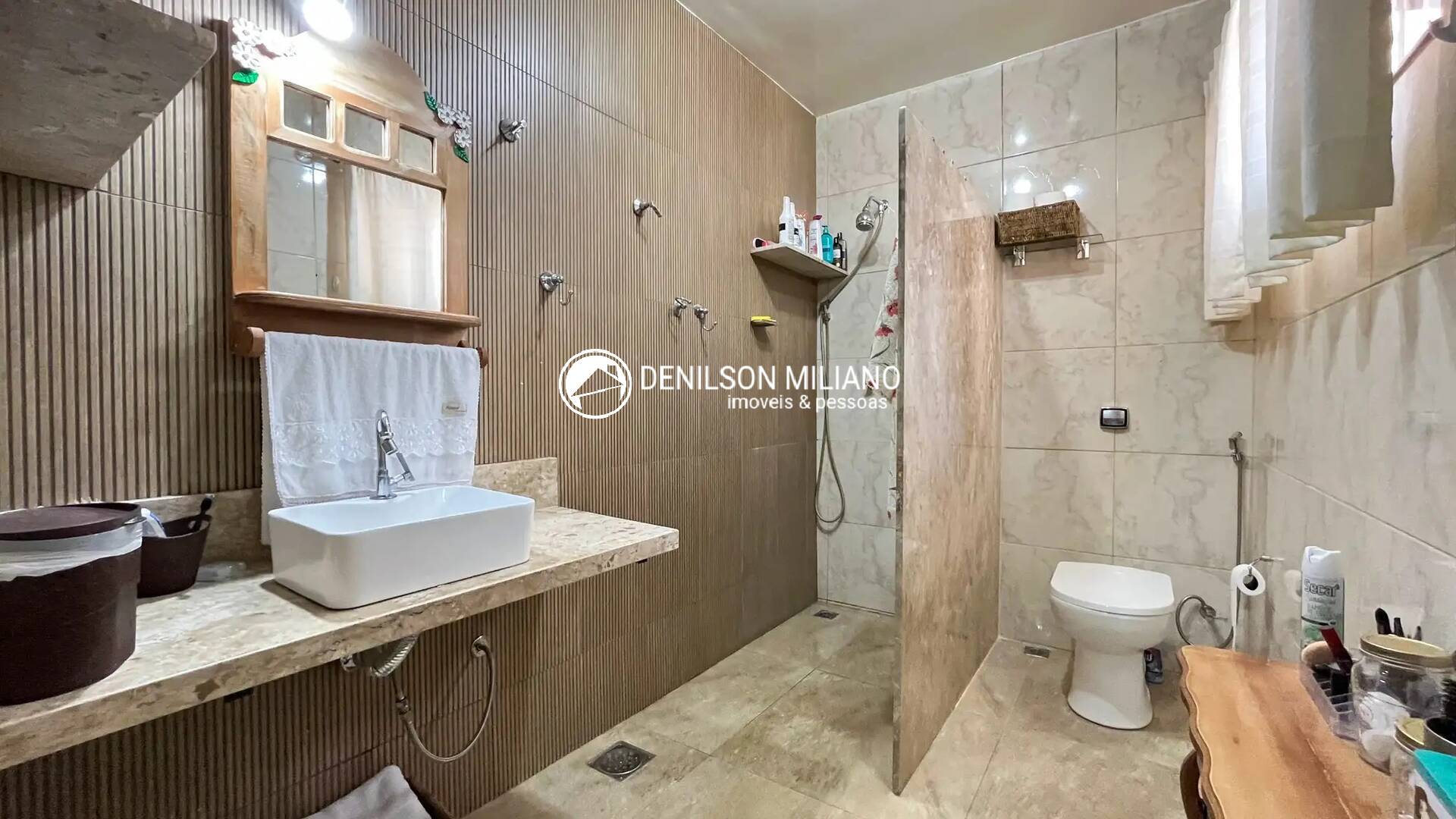 Casa, 5 quartos, 308 m² - Foto 2