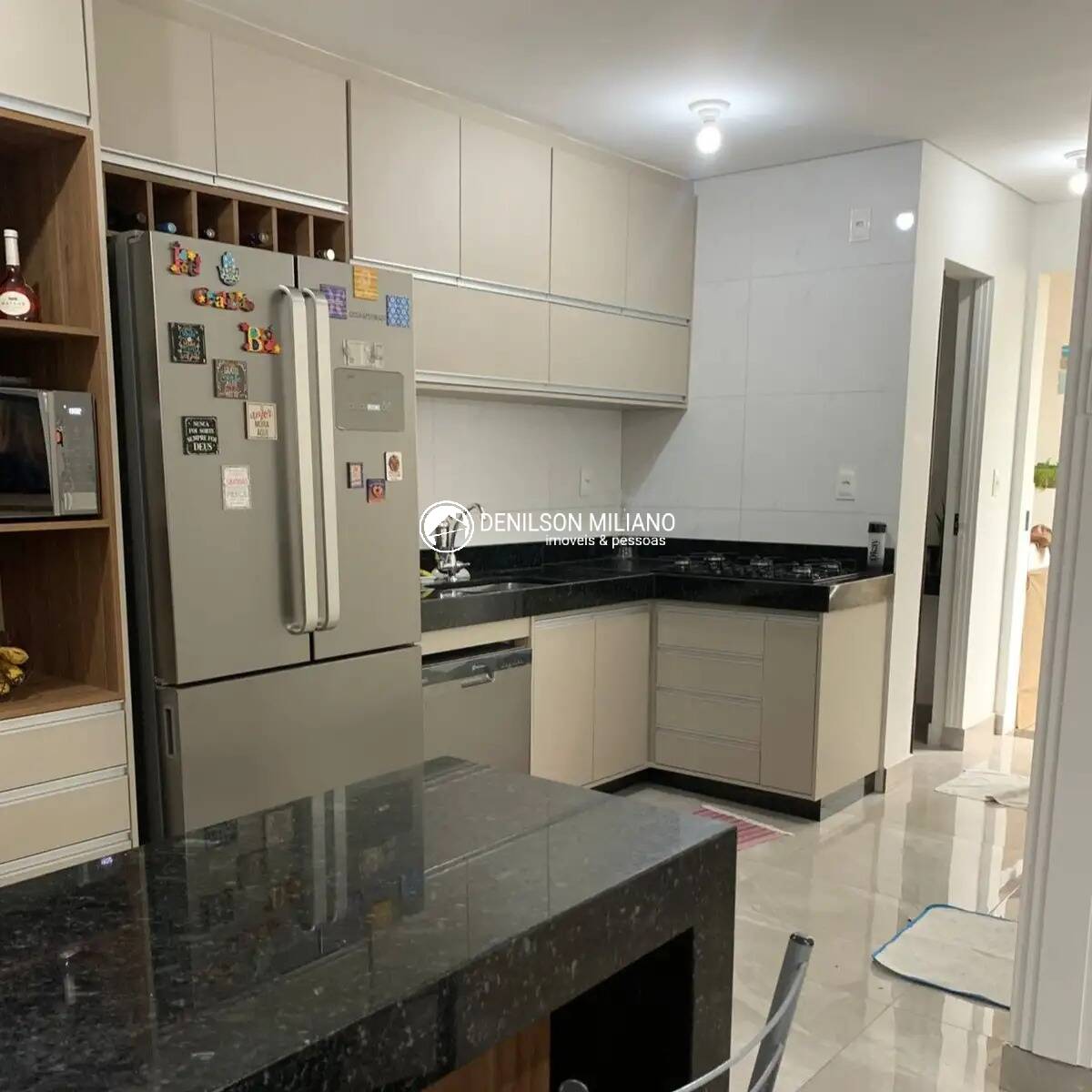 Casa à venda com 3 quartos, 93m² - Foto 3