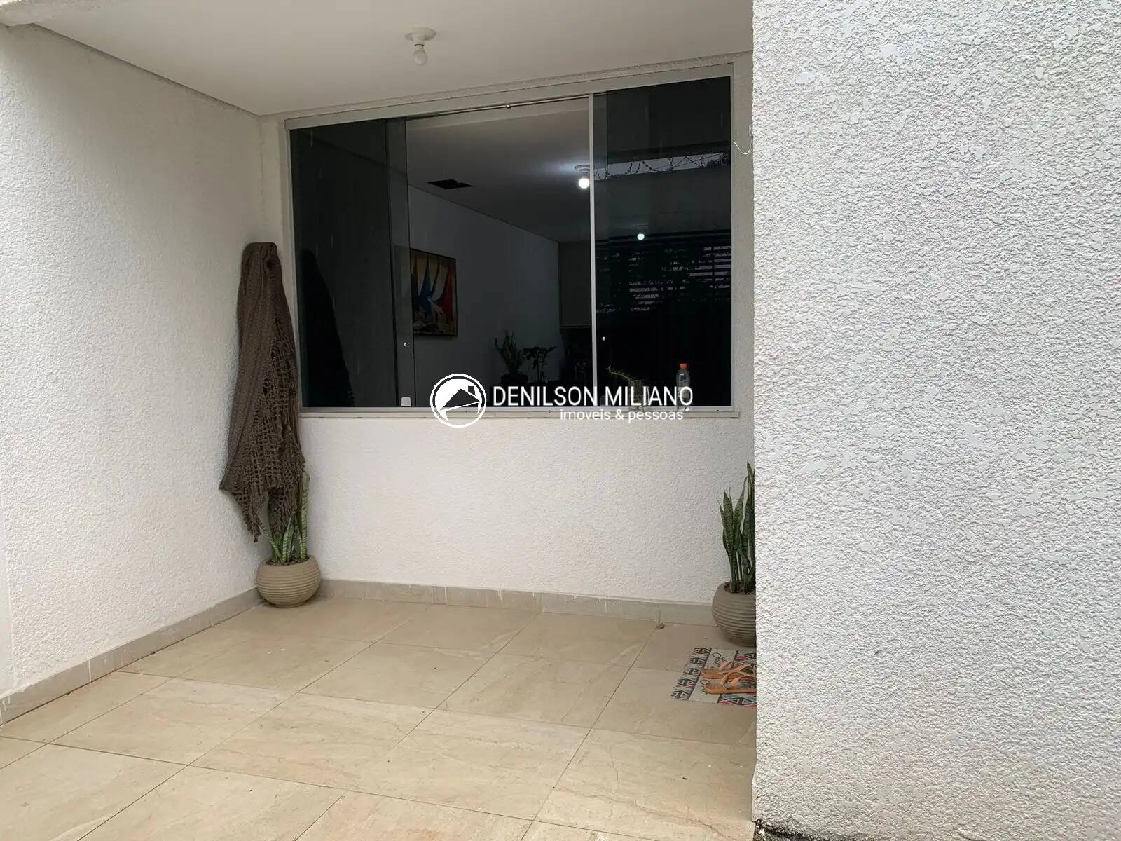 Casa à venda com 3 quartos, 93m² - Foto 11