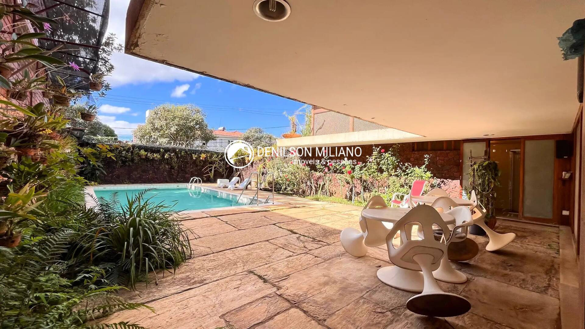 Casa, 4 quartos, 1000 m² - Foto 1