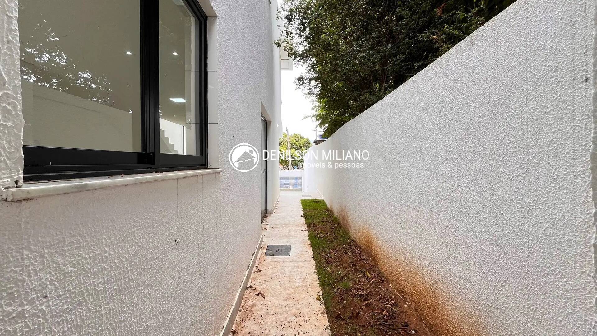 Casa, 3 quartos, 215 m² - Foto 2