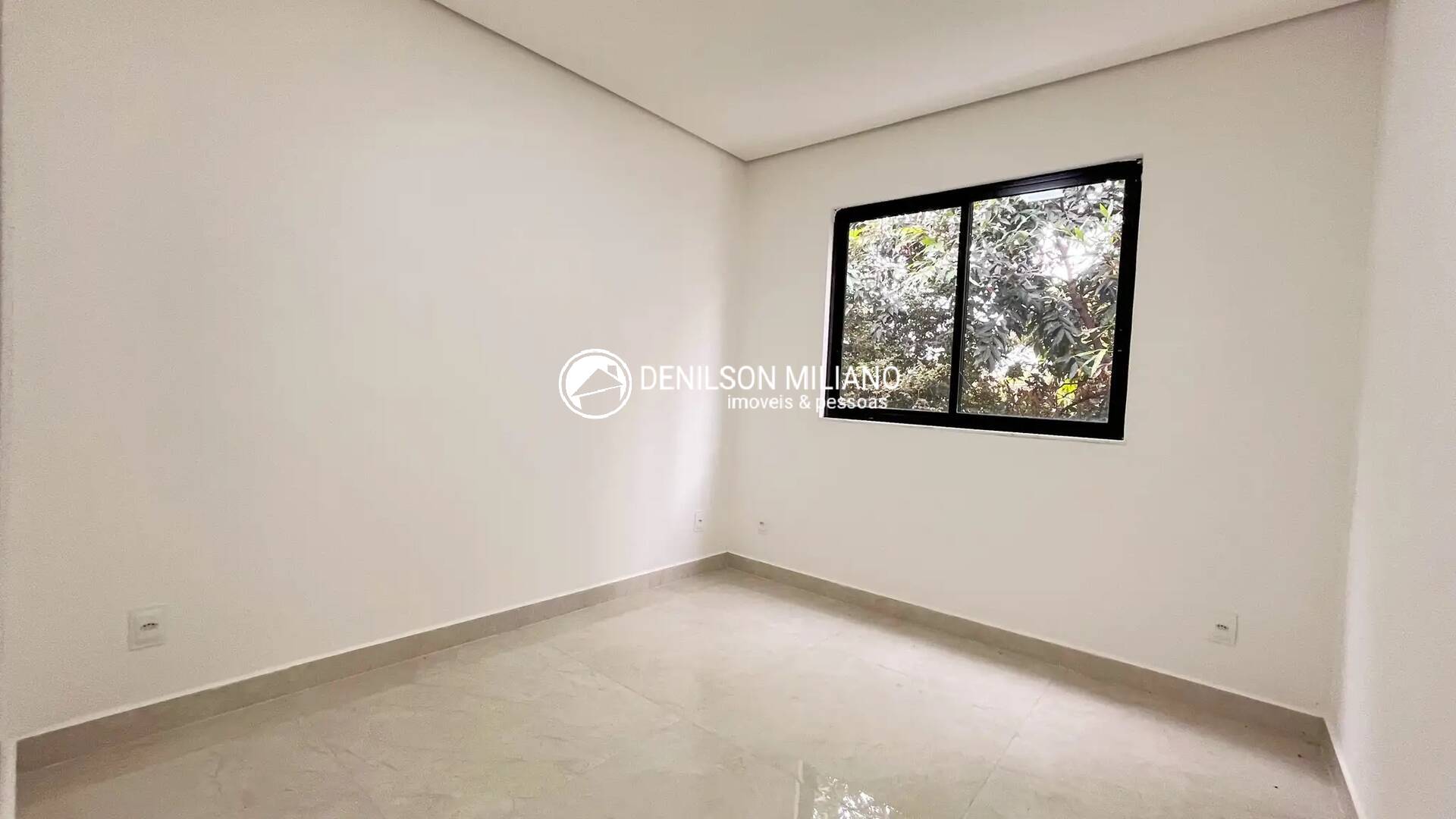 Casa, 3 quartos, 215 m² - Foto 4