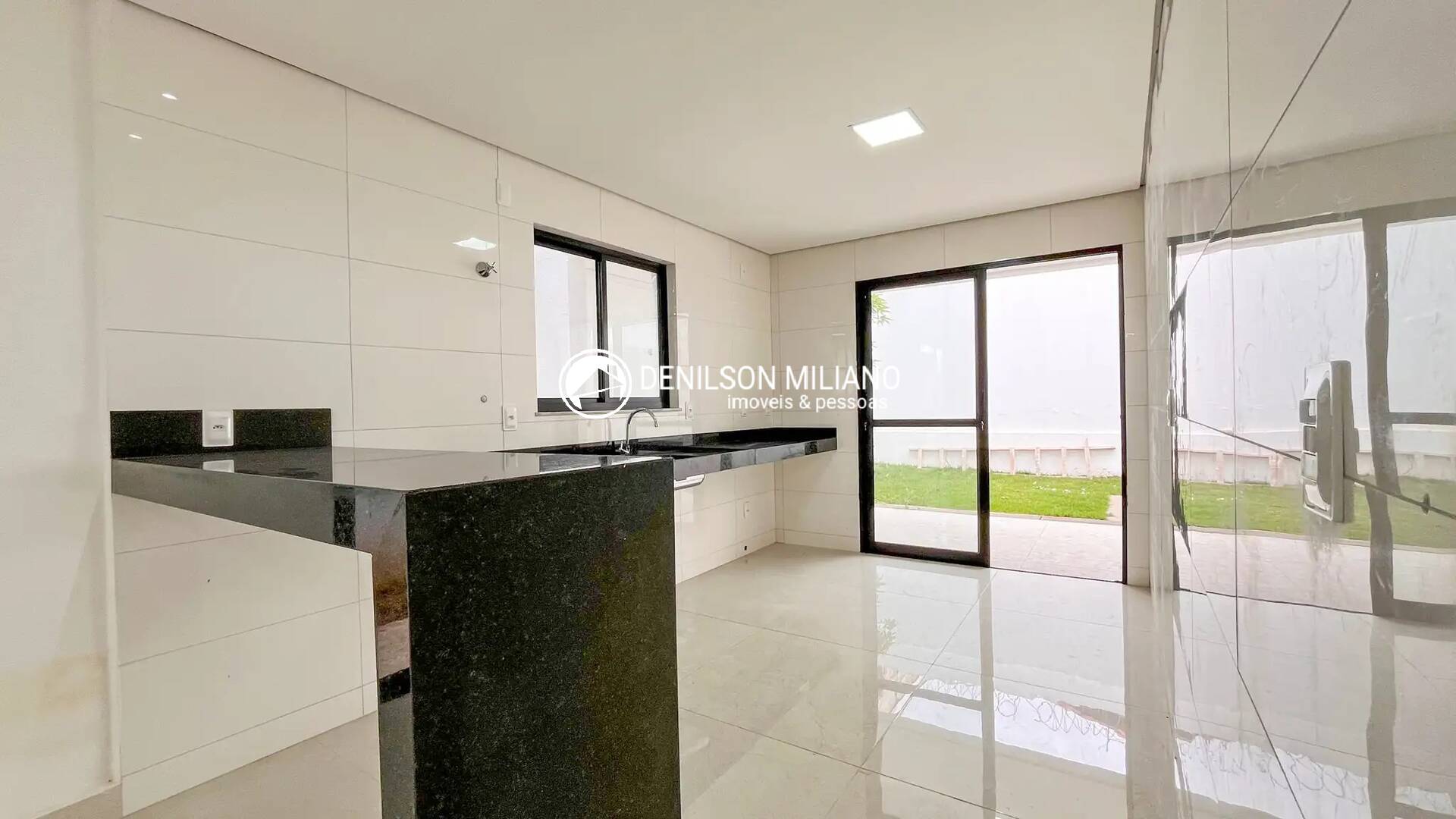 Casa, 3 quartos, 215 m² - Foto 19