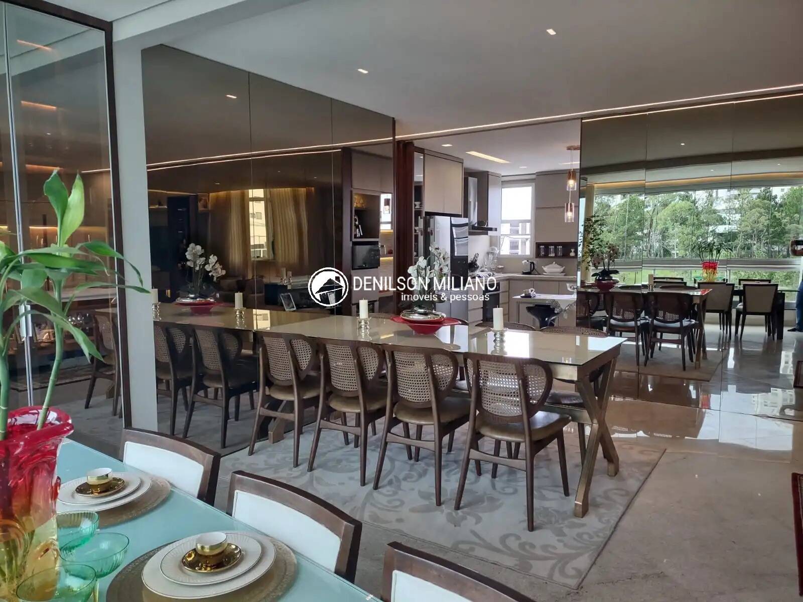 Apartamento à venda com 4 quartos, 198m² - Foto 5