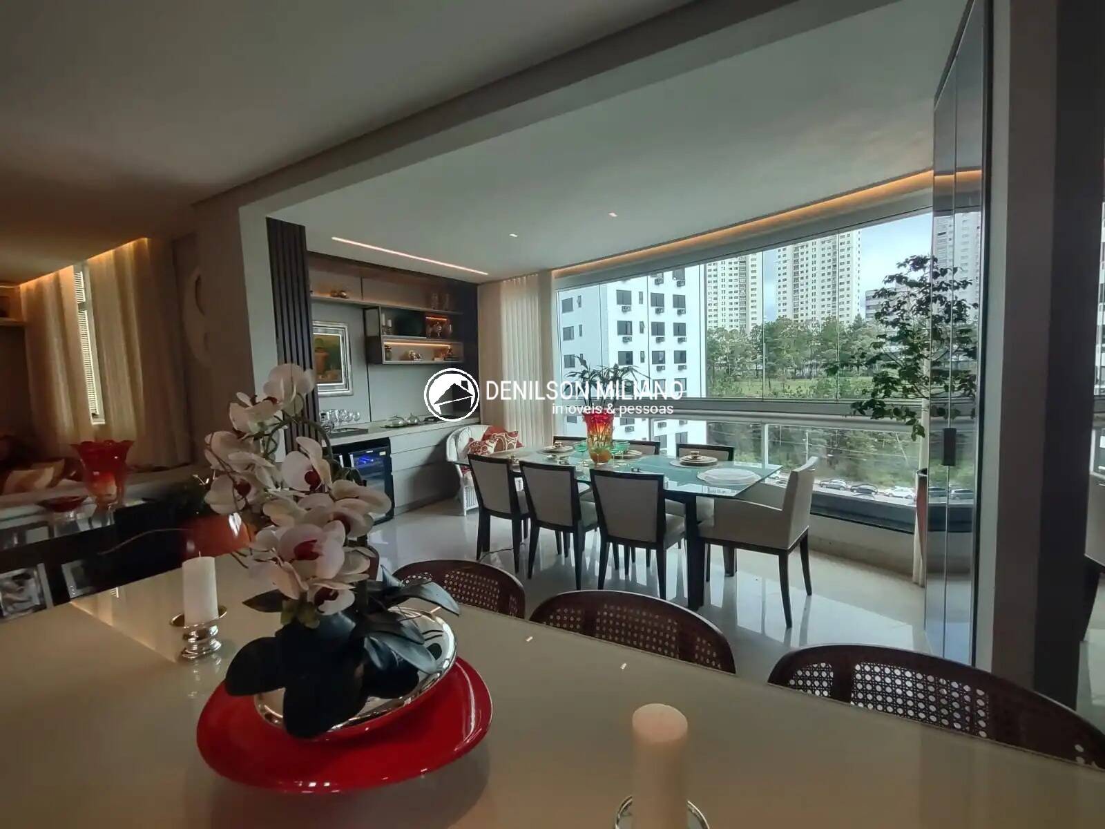 Apartamento à venda com 4 quartos, 198m² - Foto 6