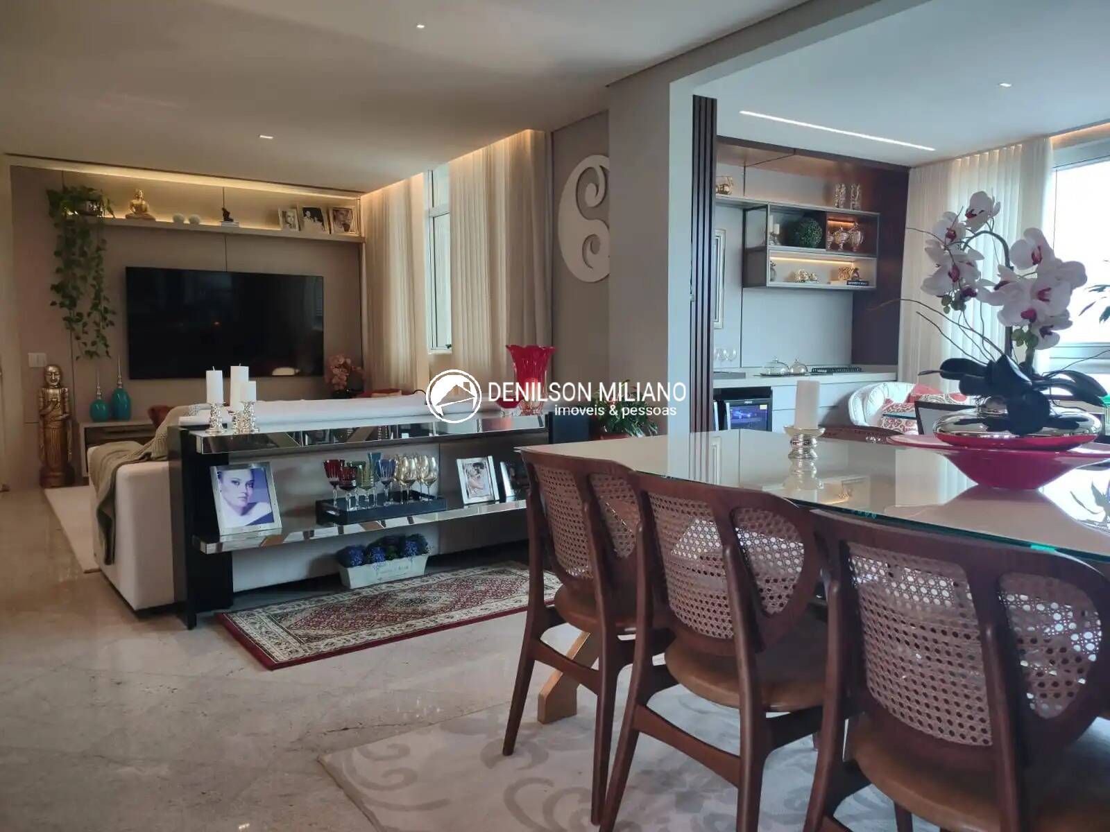 Apartamento à venda com 4 quartos, 198m² - Foto 11