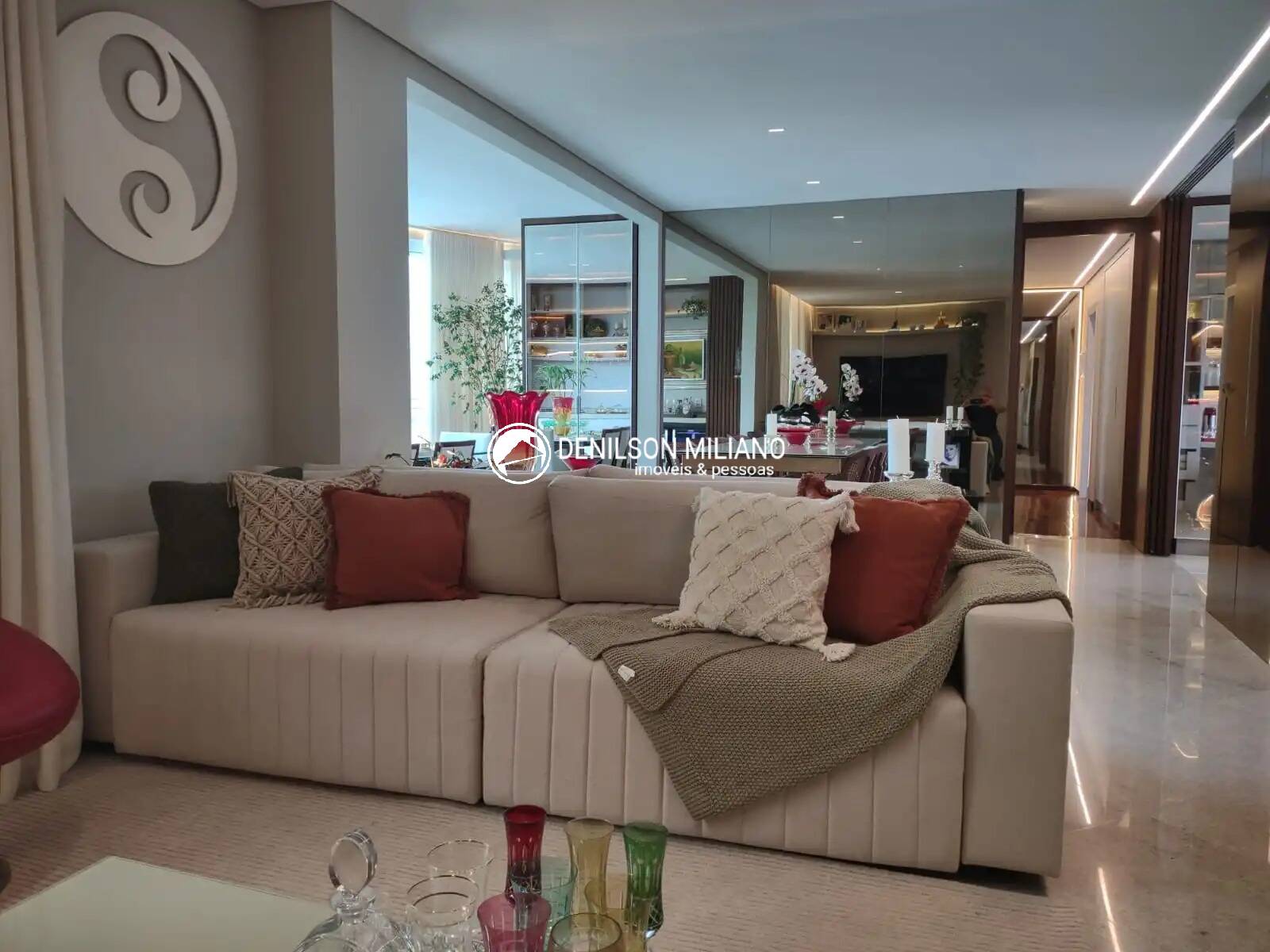 Apartamento à venda com 4 quartos, 198m² - Foto 13